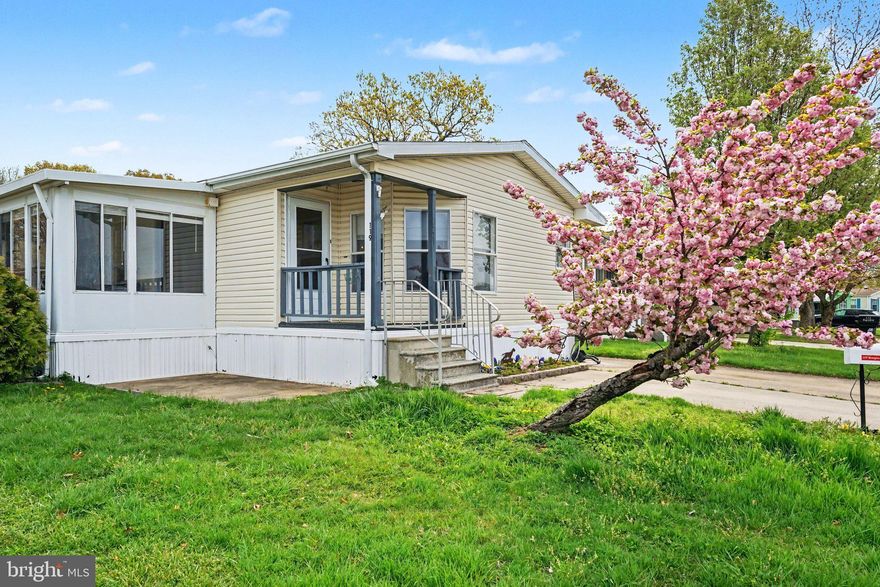 Welcome home to this beautifully maintained 2-bedroom, 2-bath double-wide in the desirable Williams Estates/Peppermint Woods community! Inside, you’ll find an inviting open-concept layout with seamless flow between the living, dining, and kitchen areas—perfect for everyday living and entertaining. Just off the kitchen, a versatile bonus room offers additional cabinetry and abundant natural light.
Relax with your morning coffee in the sunroom off the living room or unwind in the spacious primary suite featuring a vaulted ceiling and a private full bath complete with a soaking tub. The home also includes a second bedroom, a full hall bath, and a separate laundry room with extra storage.
Outside, enjoy the convenience of a 2-car parking pad. The community offers a wide range of amenities, including a clubhouse, fitness center, dog park, walking trails, playgrounds, a secured storage lot, and on-site management—everything you need for comfortable, low-maintenance living.