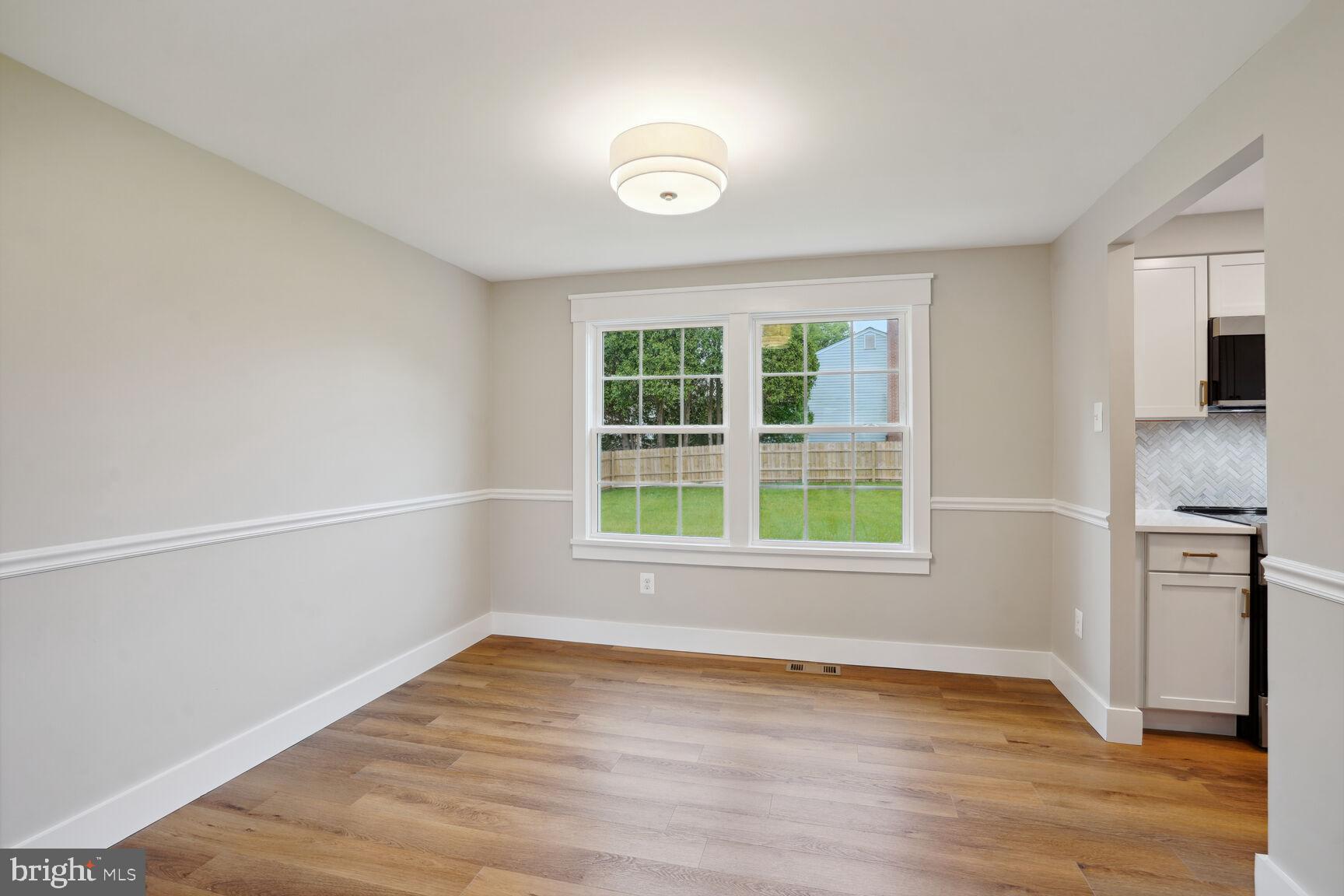 FOX MILL ESTATES - Residential Lease