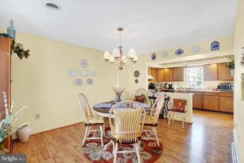 Tiny photo for 1110 Skyview Drive #1110, YORK, PA 17406 (MLS # PAYK2096914)