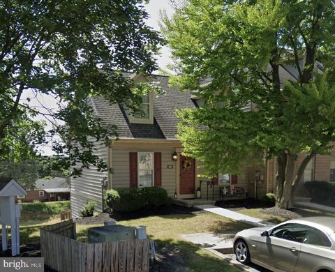 1110 SKYVIEW DRIVE 1110 YORK PA 17406