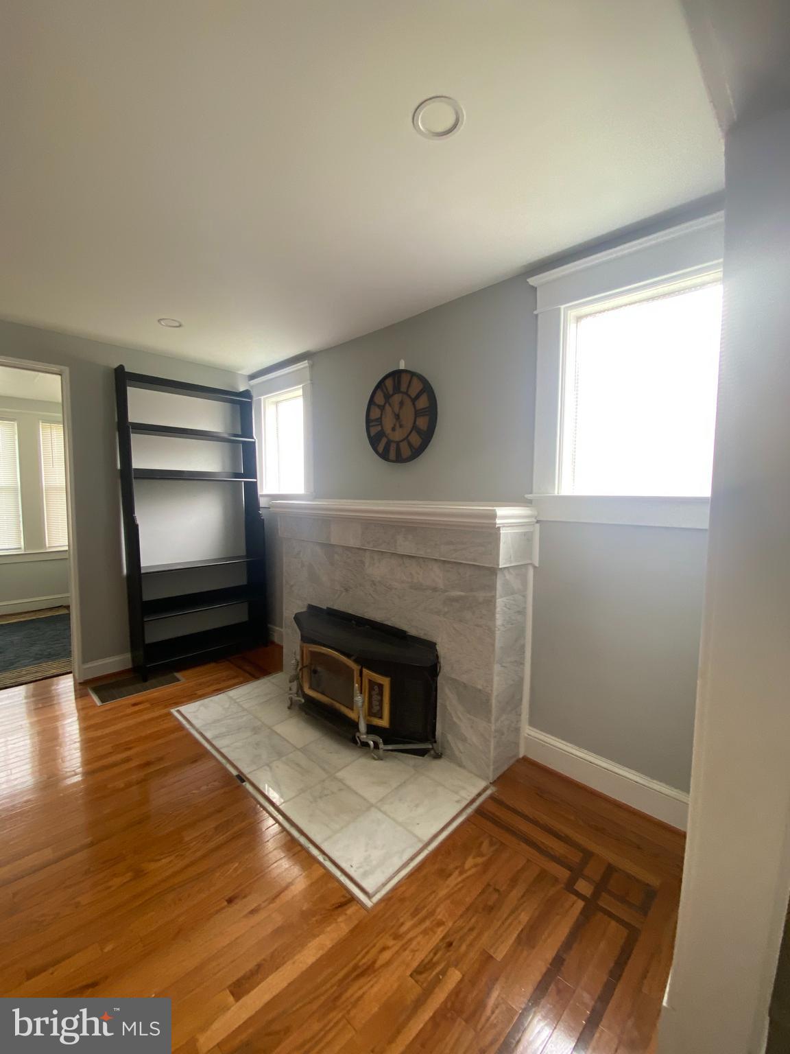 HOWARD PARK - Residential Lease