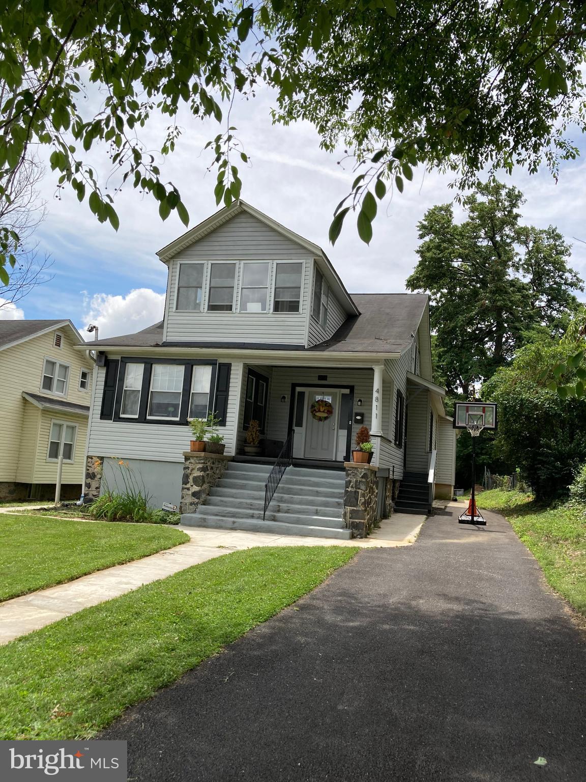 HOWARD PARK - Residential Lease