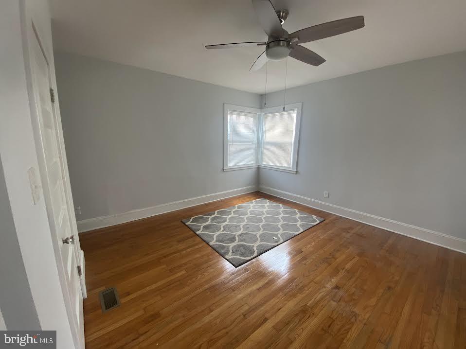 HOWARD PARK - Residential Lease