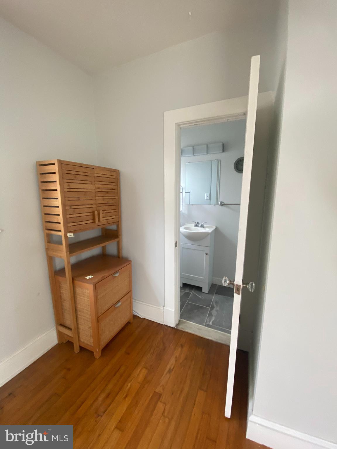 HOWARD PARK - Residential Lease