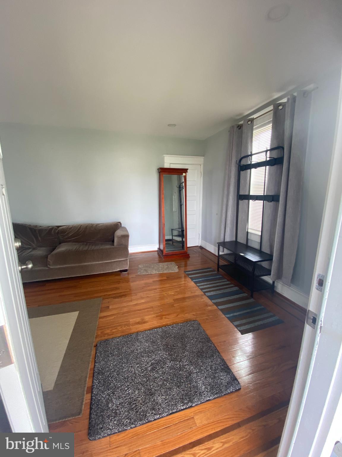 HOWARD PARK - Residential Lease