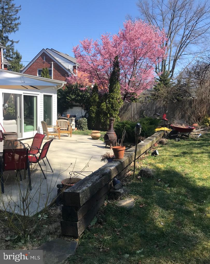 DEVONSHIRE - Residential Lease