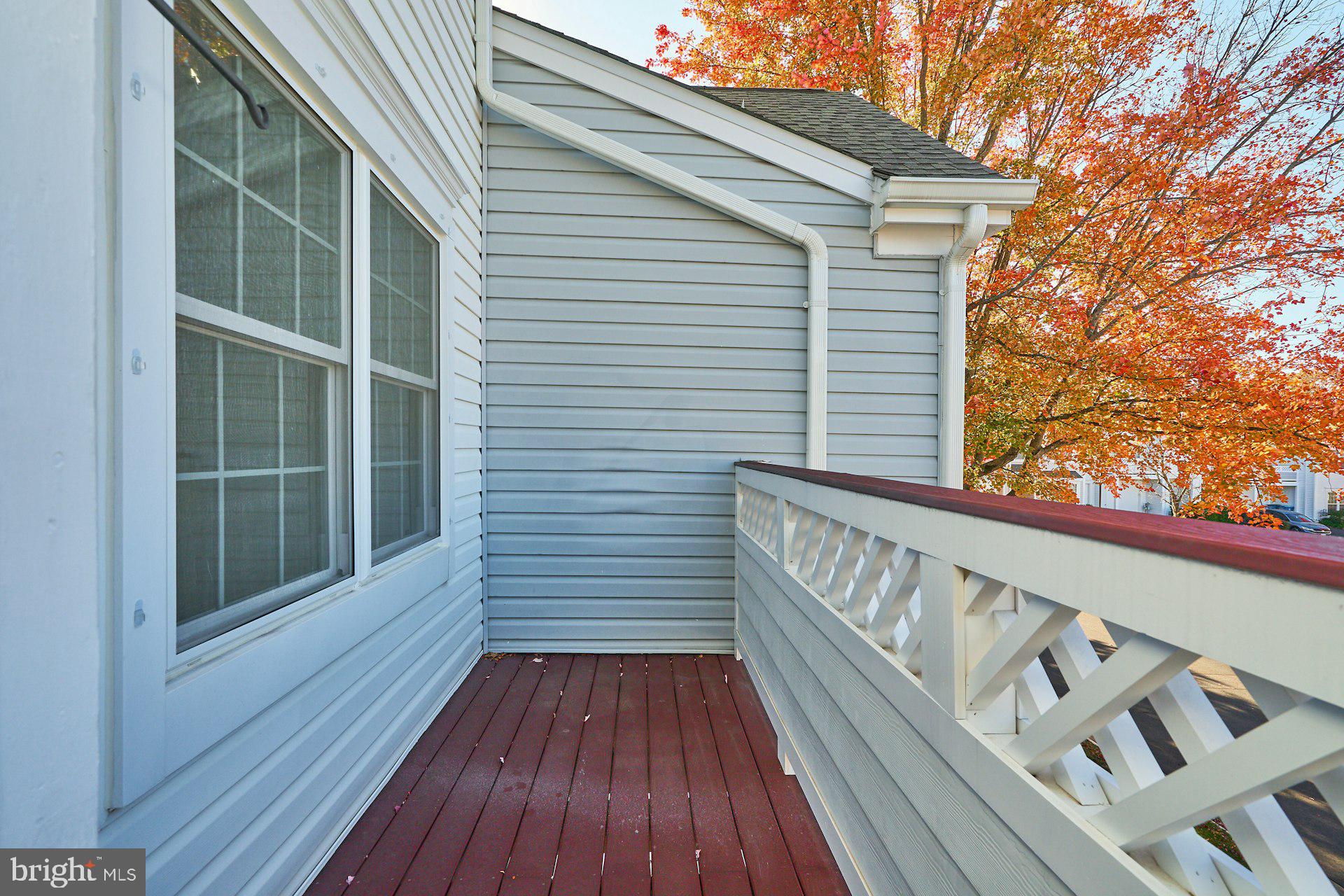 LIFESTYLE AT SULLY STATION - Residential