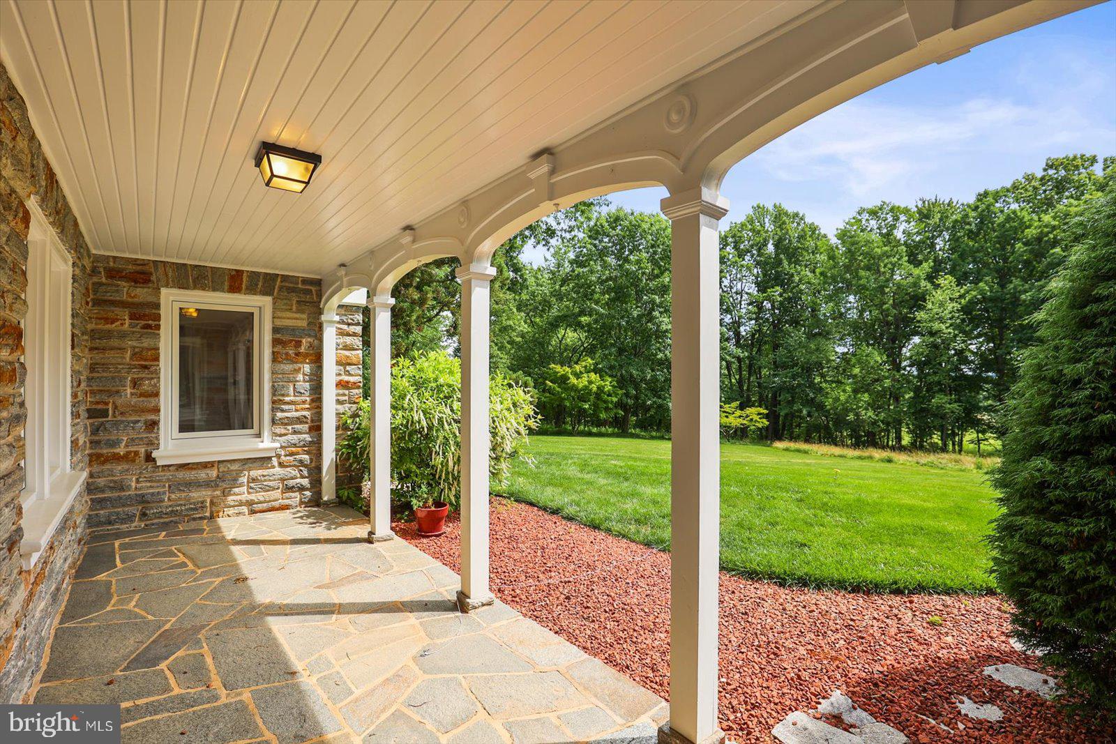 51 HIGH ROCK RD N