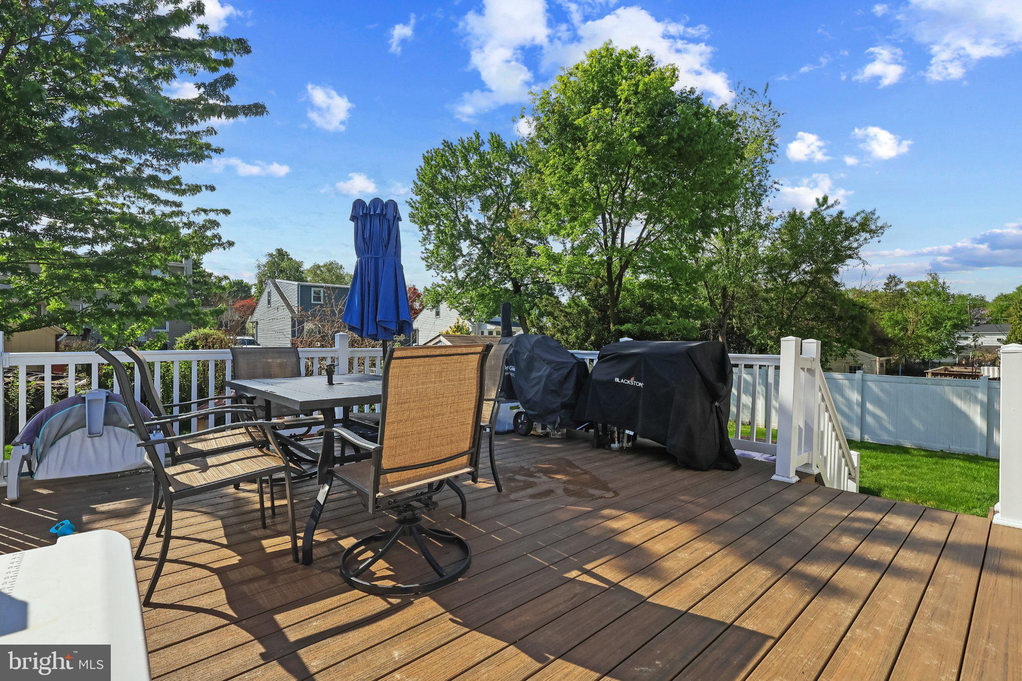 WILLOW GROVE - Residential