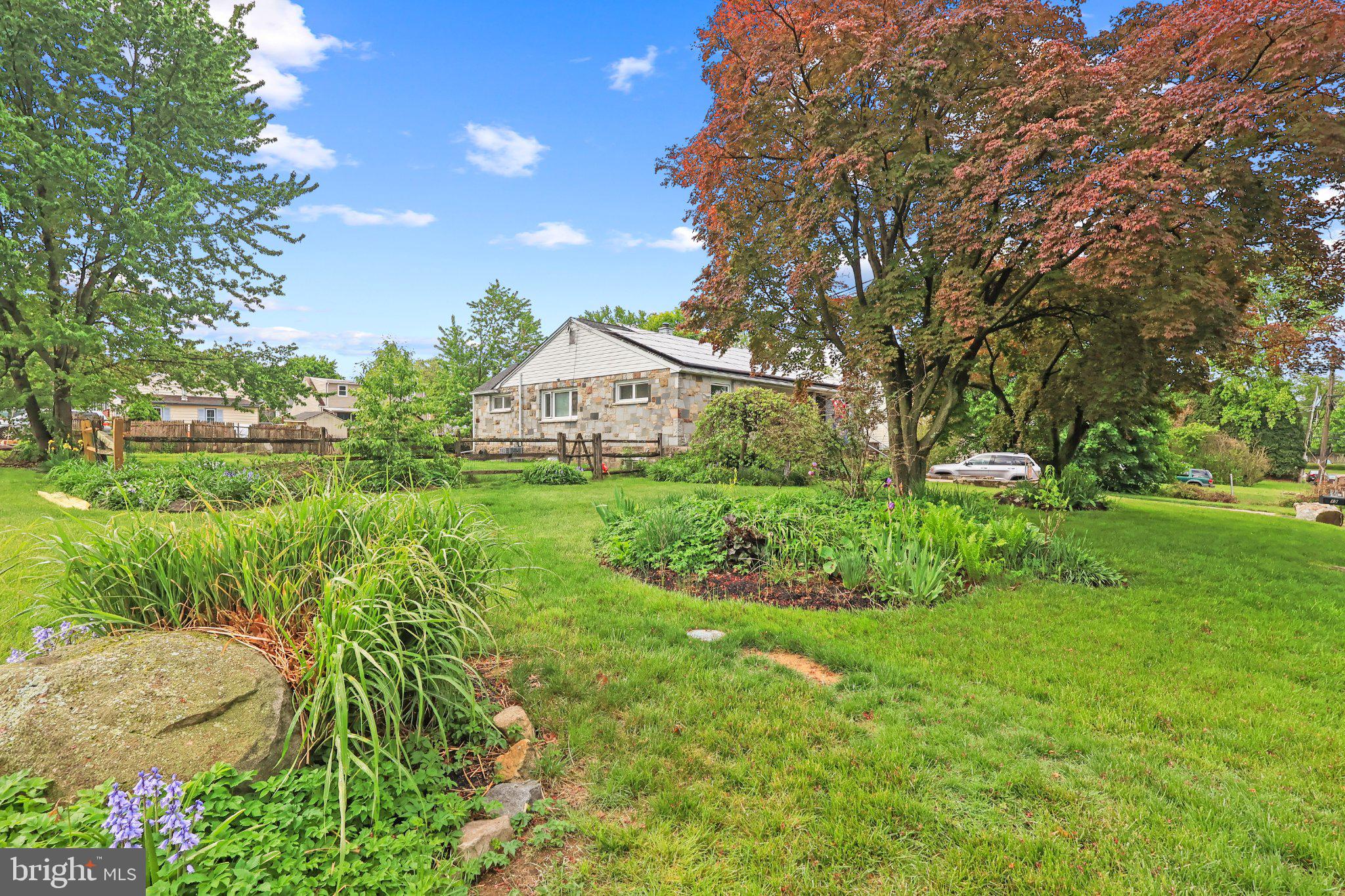 WILLOW GROVE - Residential