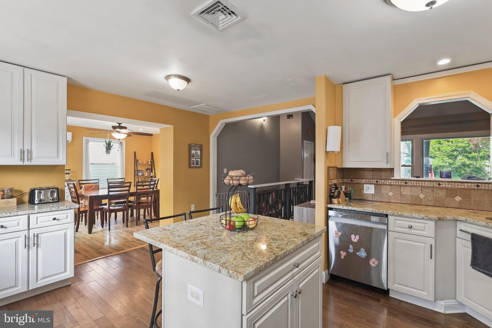 WILLOW GROVE - Residential