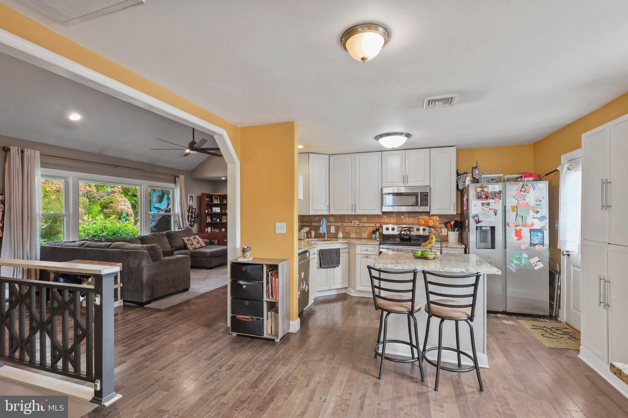 WILLOW GROVE - Residential