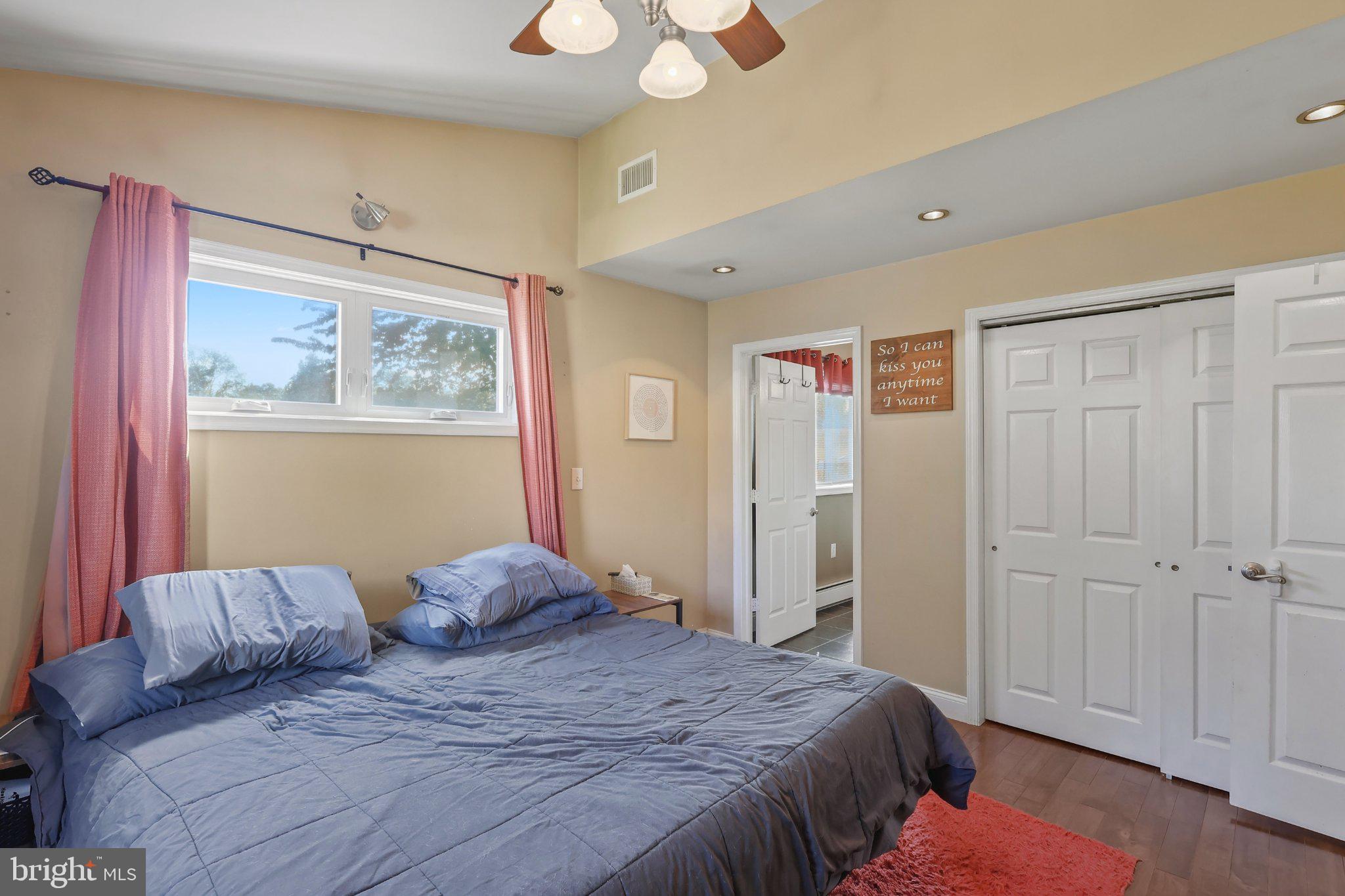 WILLOW GROVE - Residential