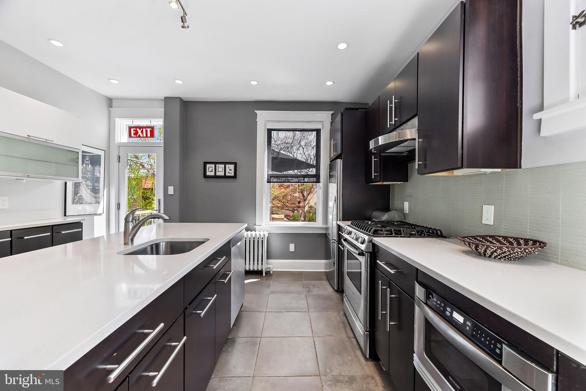 WYMAN PARK HAMPDEN - Residential