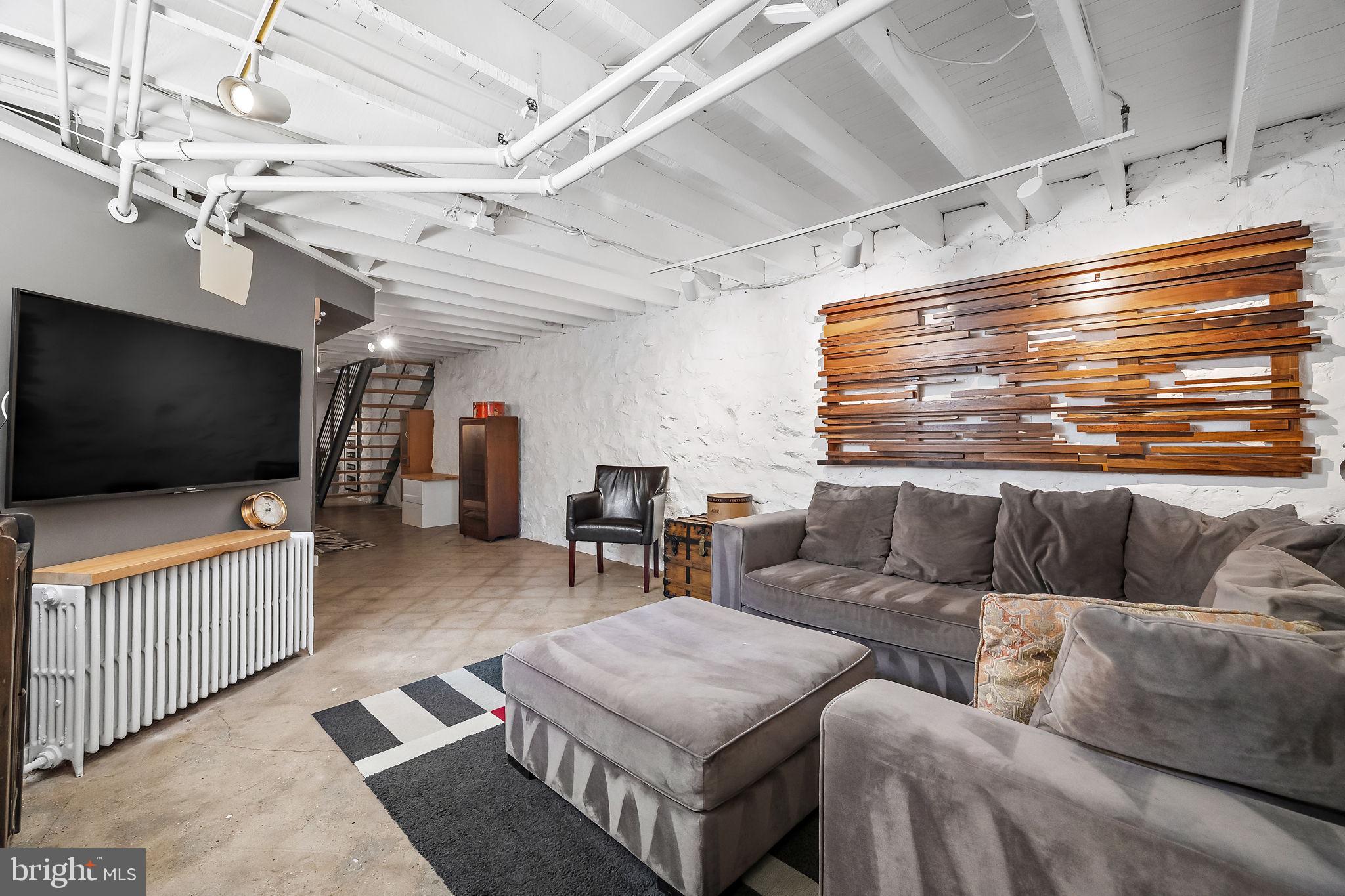 WYMAN PARK HAMPDEN - Residential