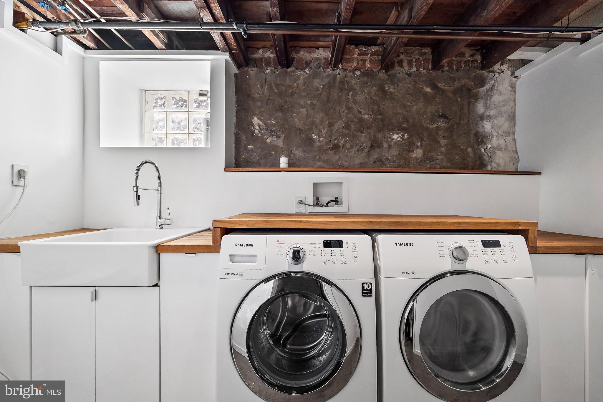 WYMAN PARK HAMPDEN - Residential