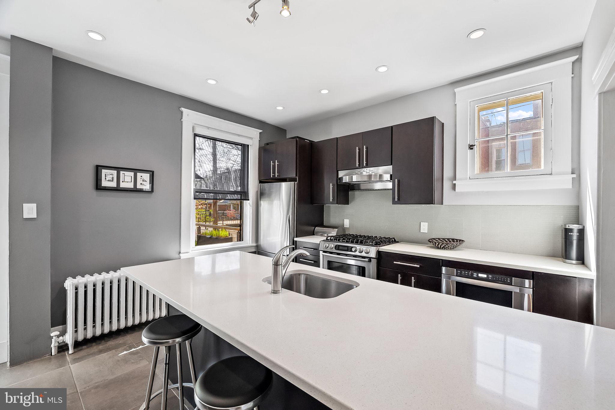 WYMAN PARK HAMPDEN - Residential