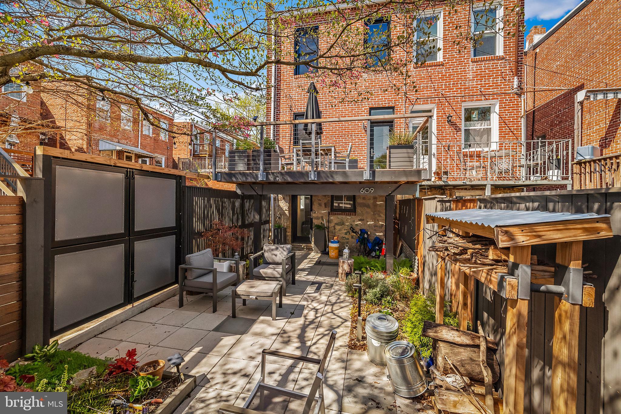 WYMAN PARK HAMPDEN - Residential