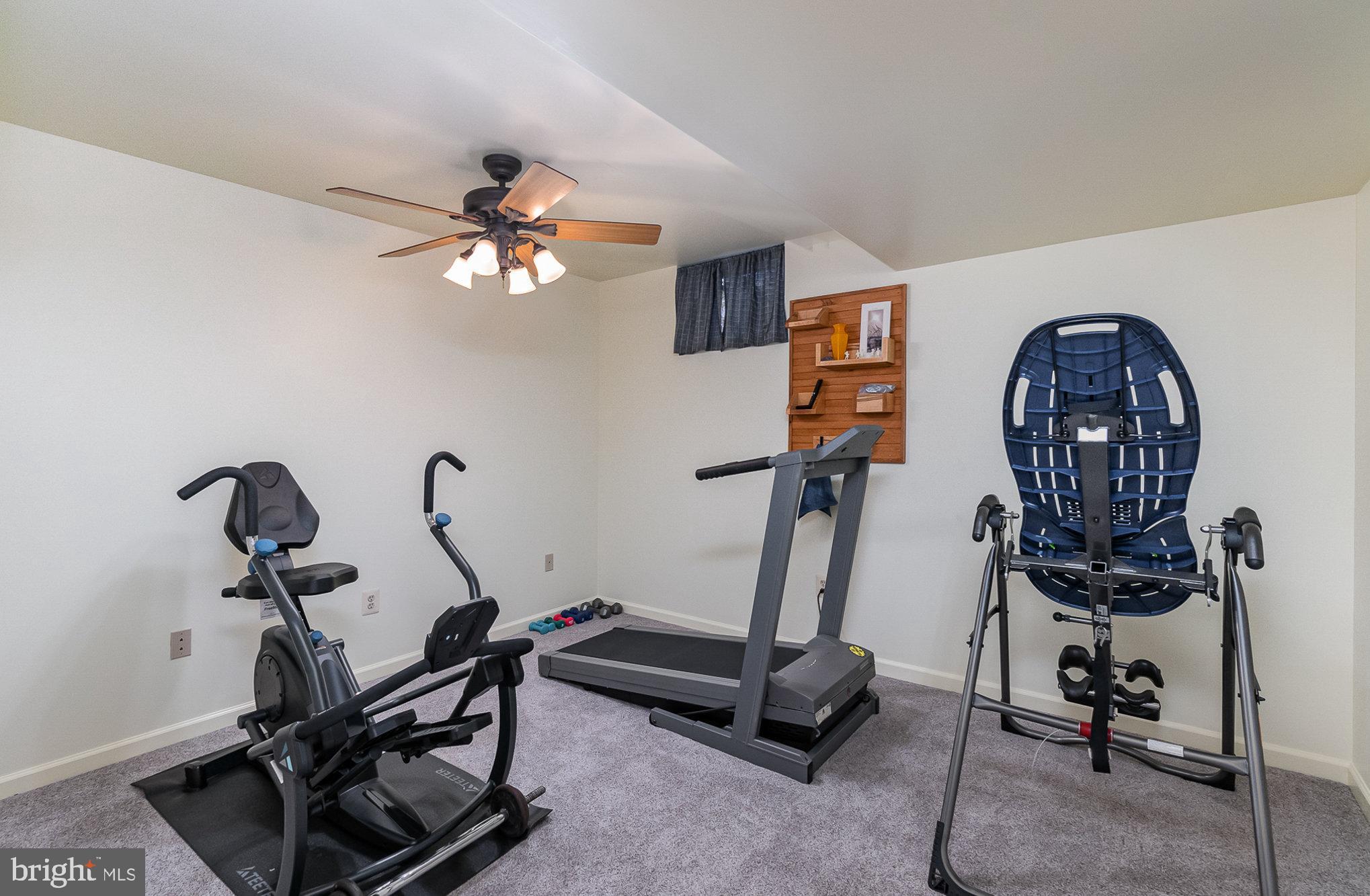 MADONNA MANOR - Residential