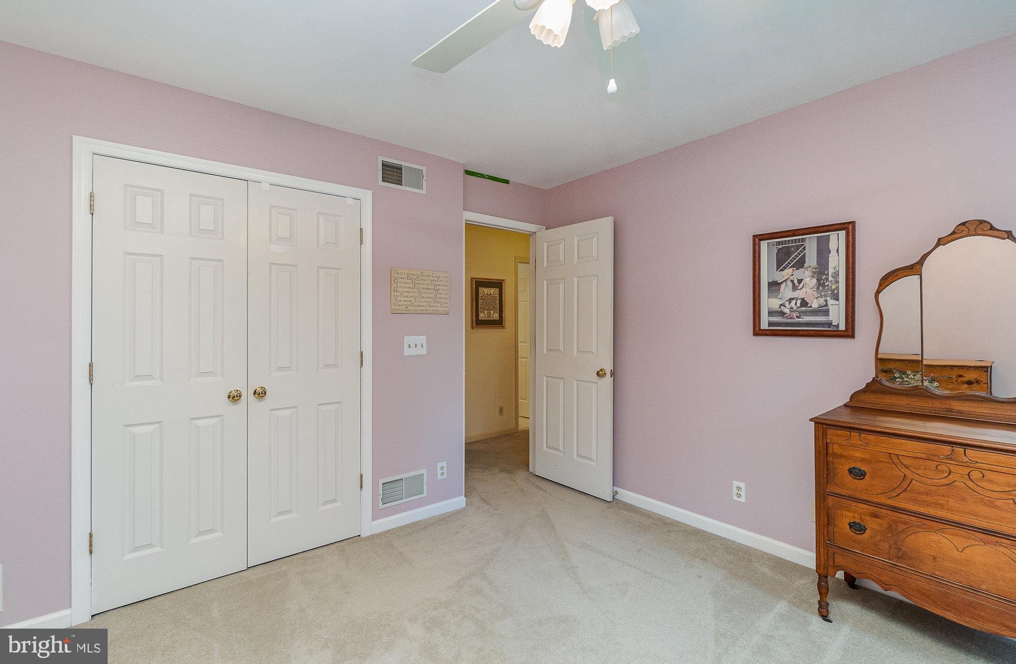 MADONNA MANOR - Residential