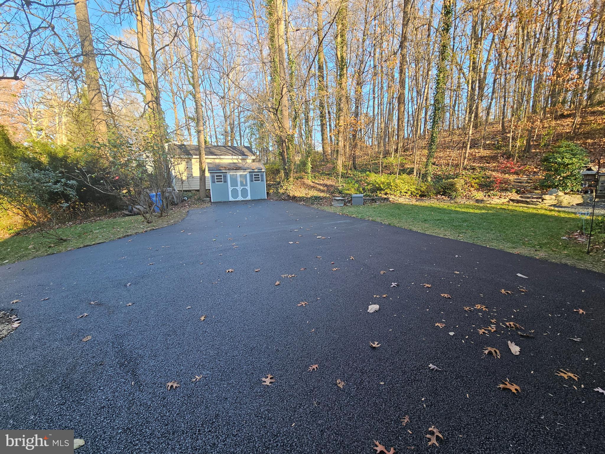 MADONNA MANOR - Residential