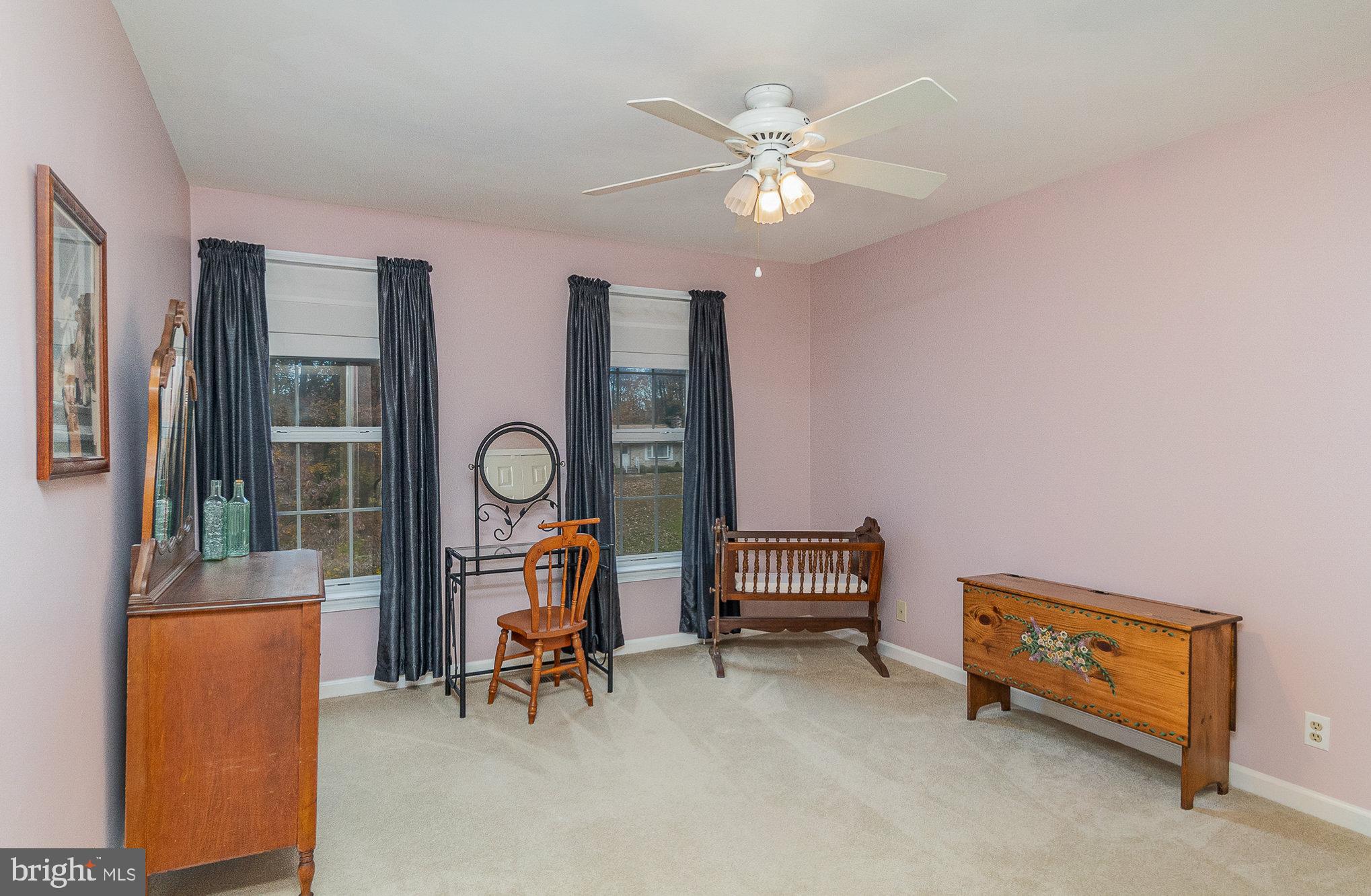 MADONNA MANOR - Residential