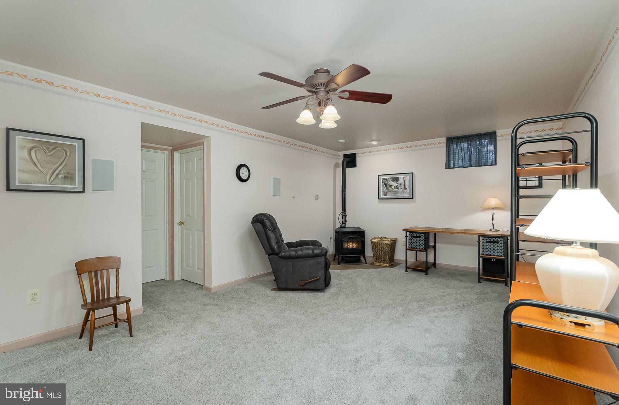 MADONNA MANOR - Residential