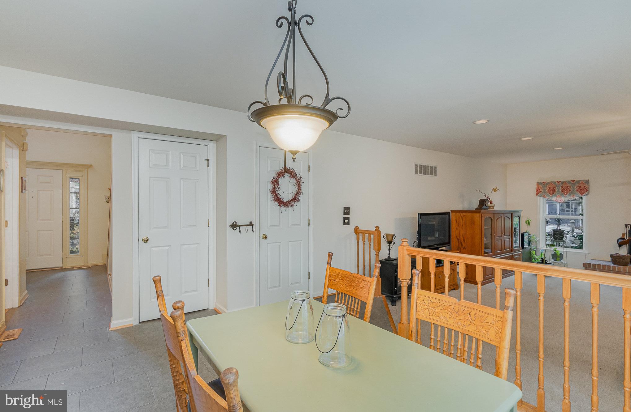 MADONNA MANOR - Residential