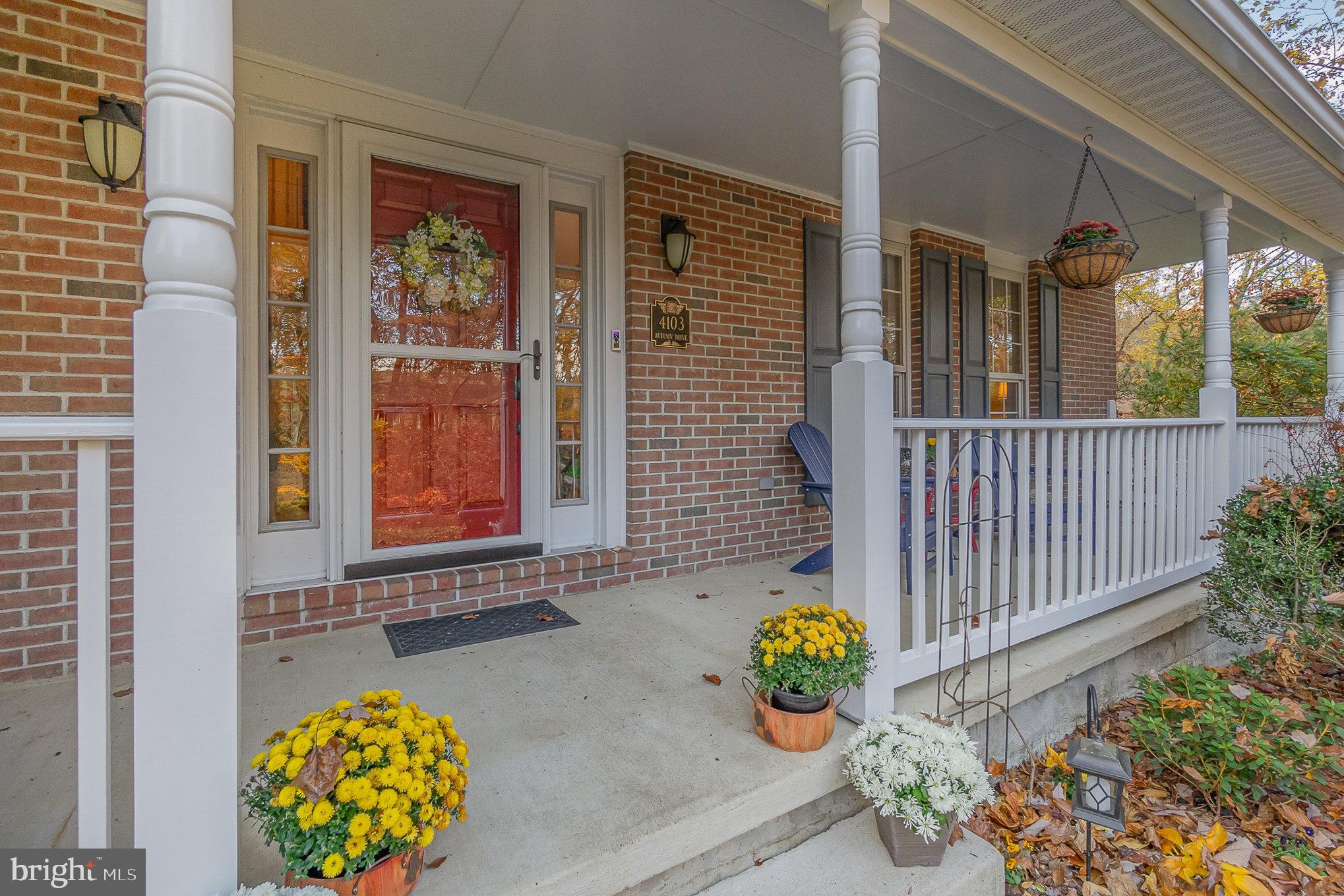 MADONNA MANOR - Residential