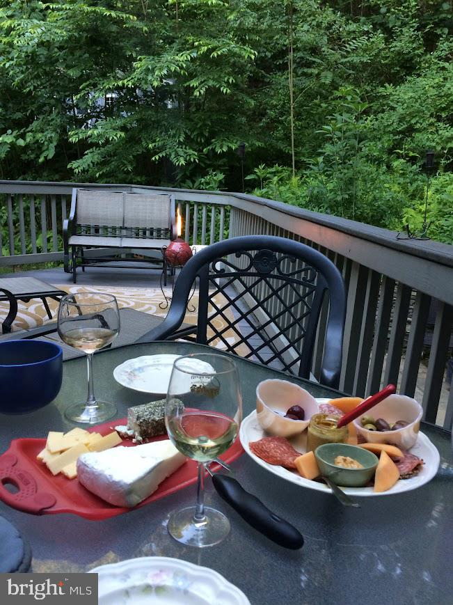 MADONNA MANOR - Residential