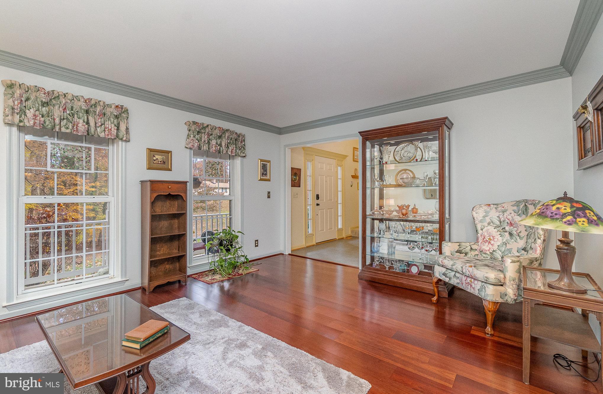 MADONNA MANOR - Residential