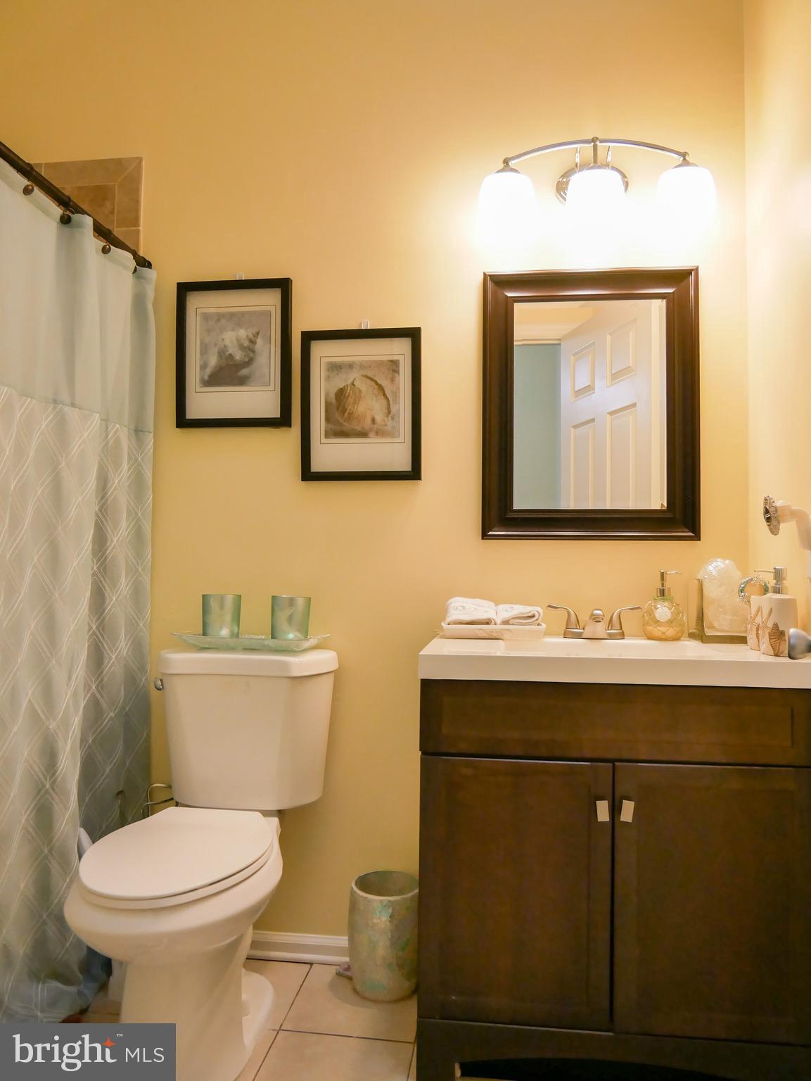 GUNNERS LAKE VILLAGE - Residential