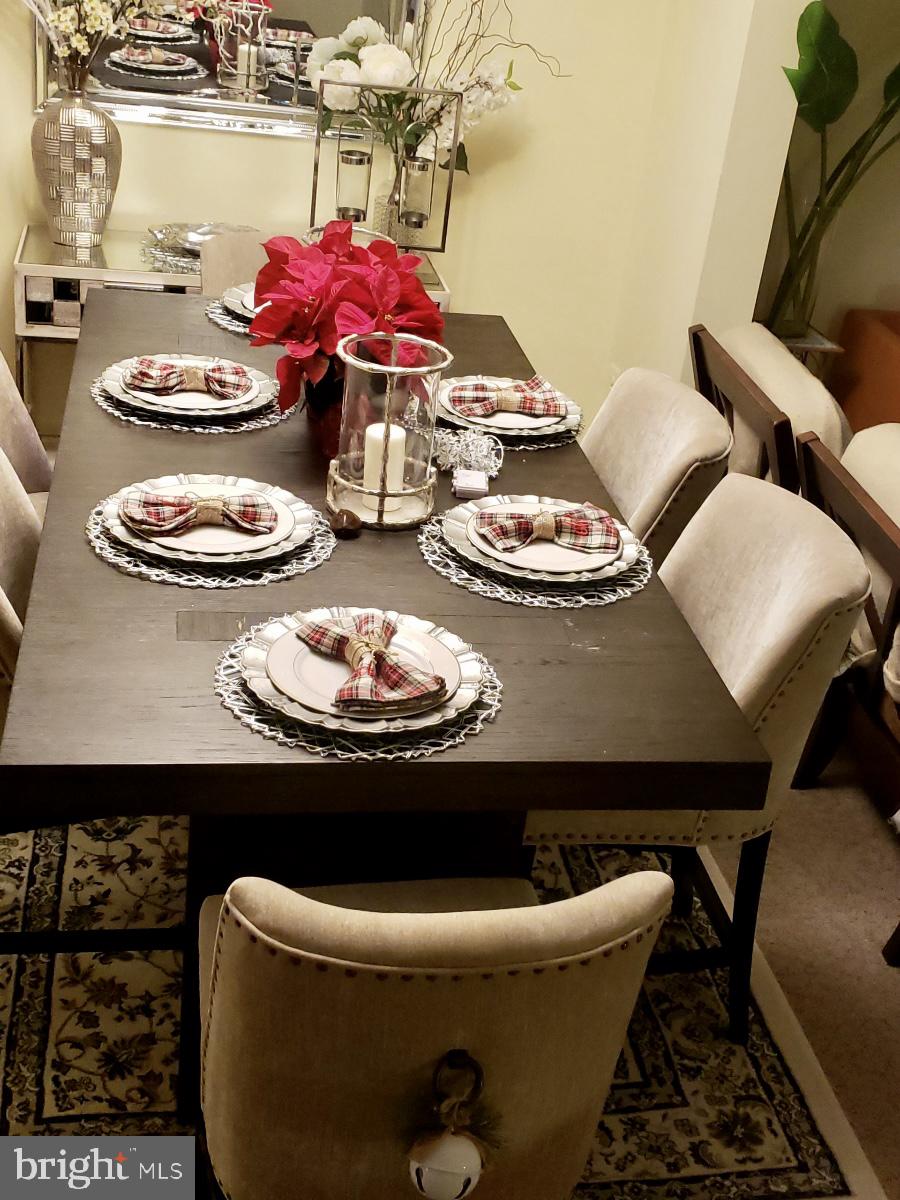 GUNNERS LAKE VILLAGE - Residential