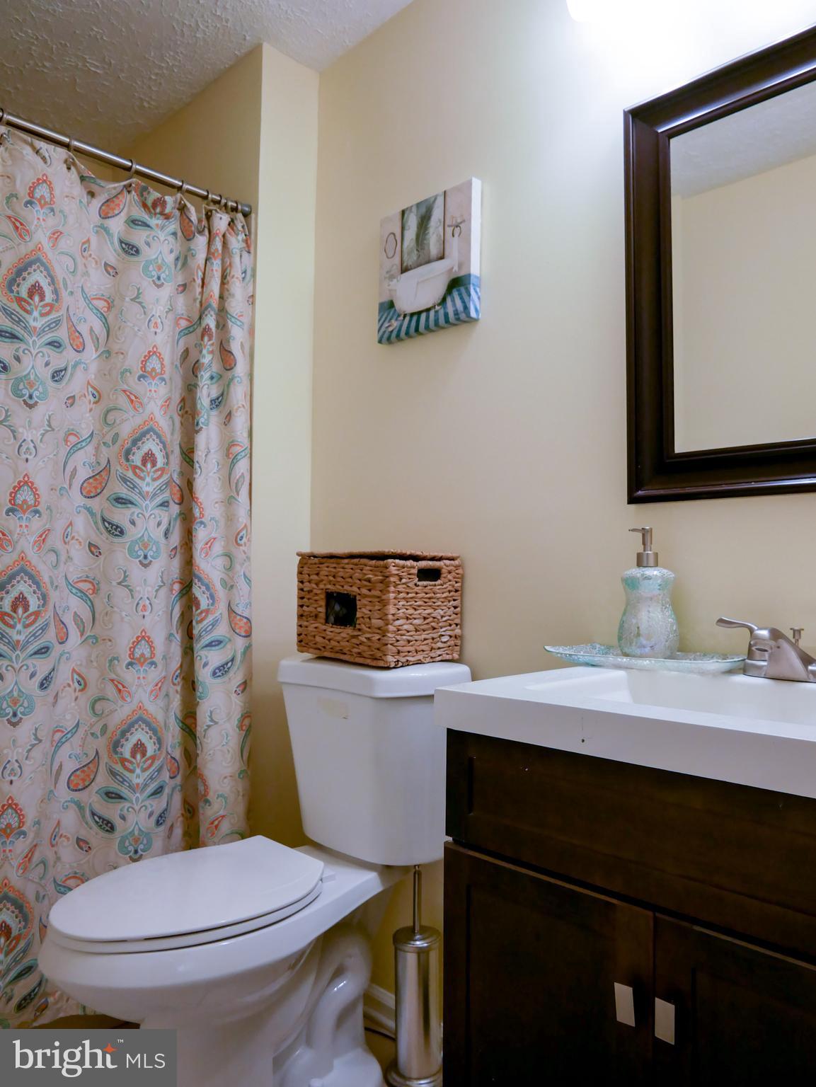 GUNNERS LAKE VILLAGE - Residential