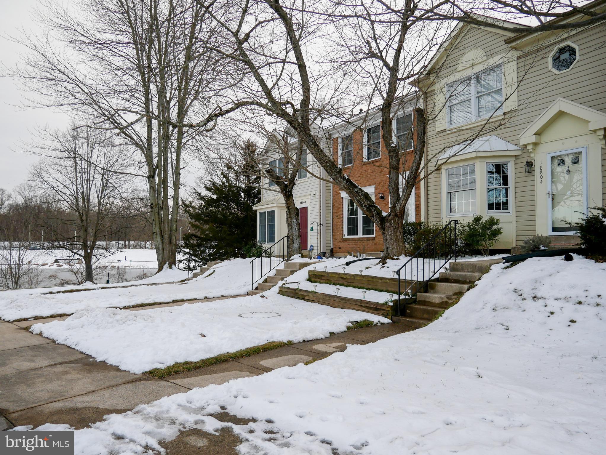 GUNNERS LAKE VILLAGE - Residential