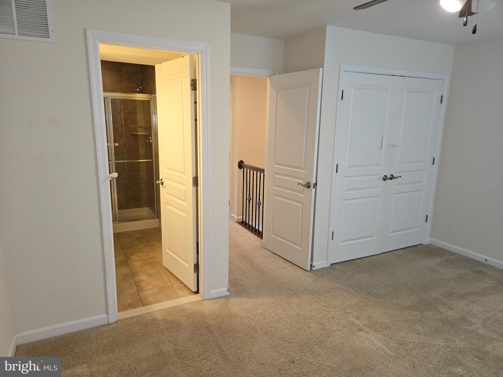 HERITAGE CROSSING CONDOMINIUM - Residential Lease