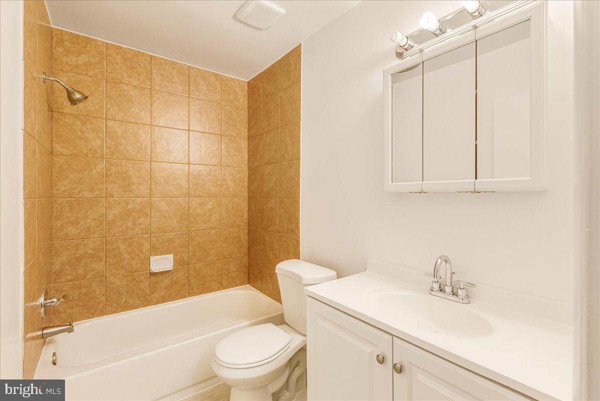 BRADBURY PARK - Residential