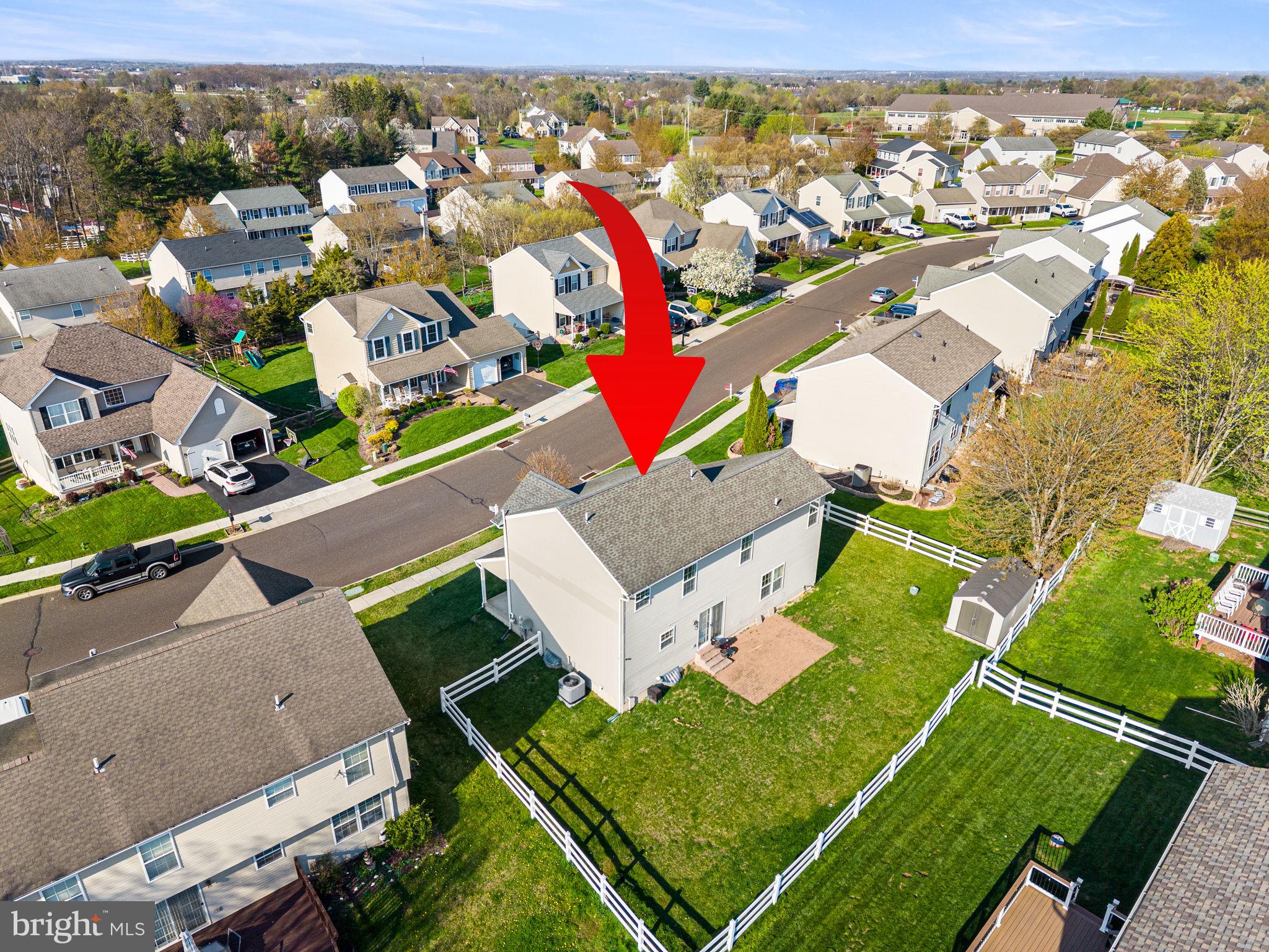 FAIRLAWN COURT - Residential