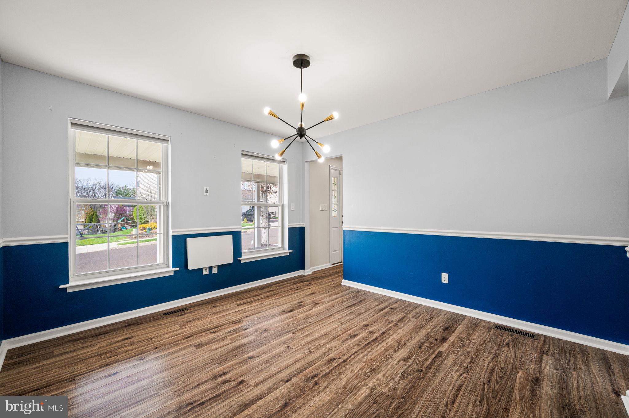 FAIRLAWN COURT - Residential