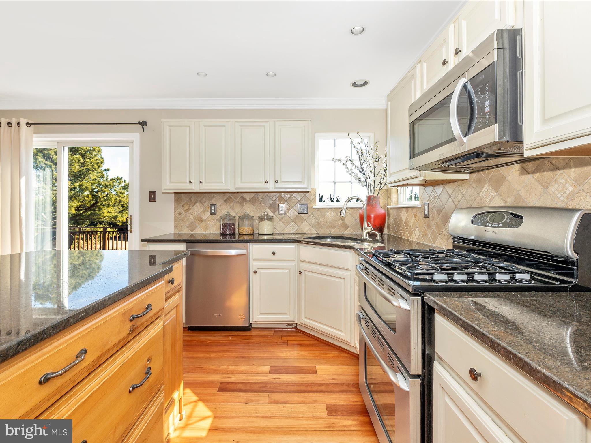 SAMHILL ESTATES - Residential