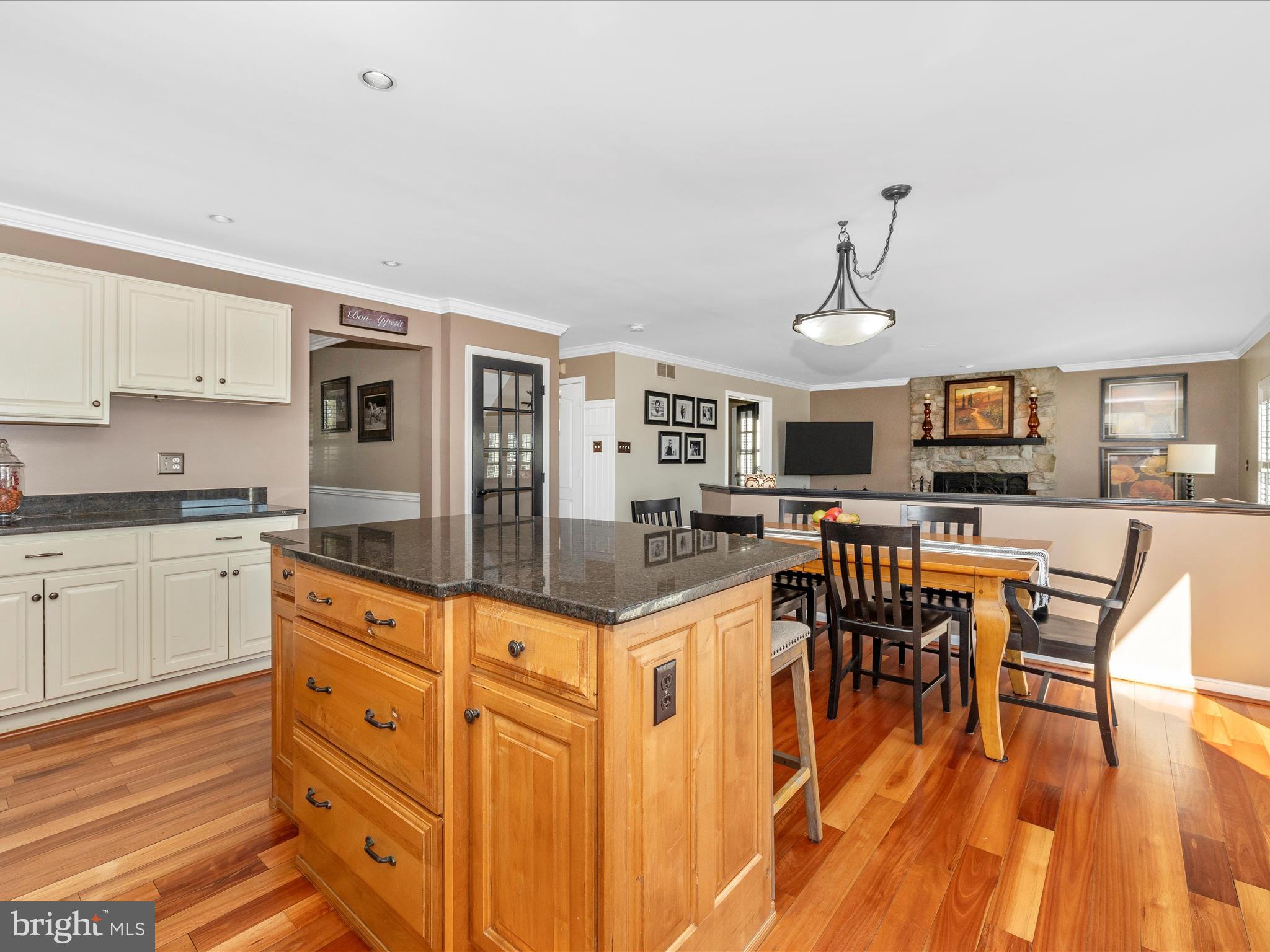 SAMHILL ESTATES - Residential