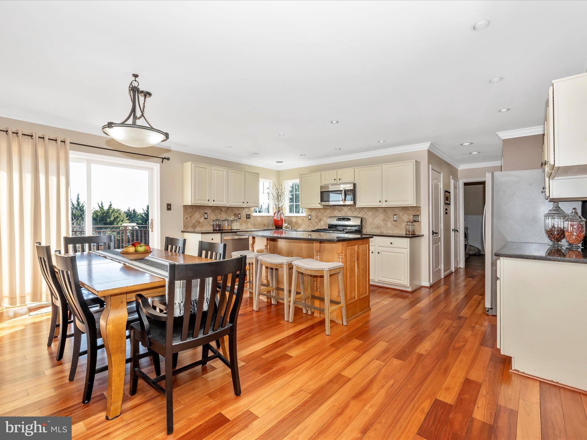 SAMHILL ESTATES - Residential