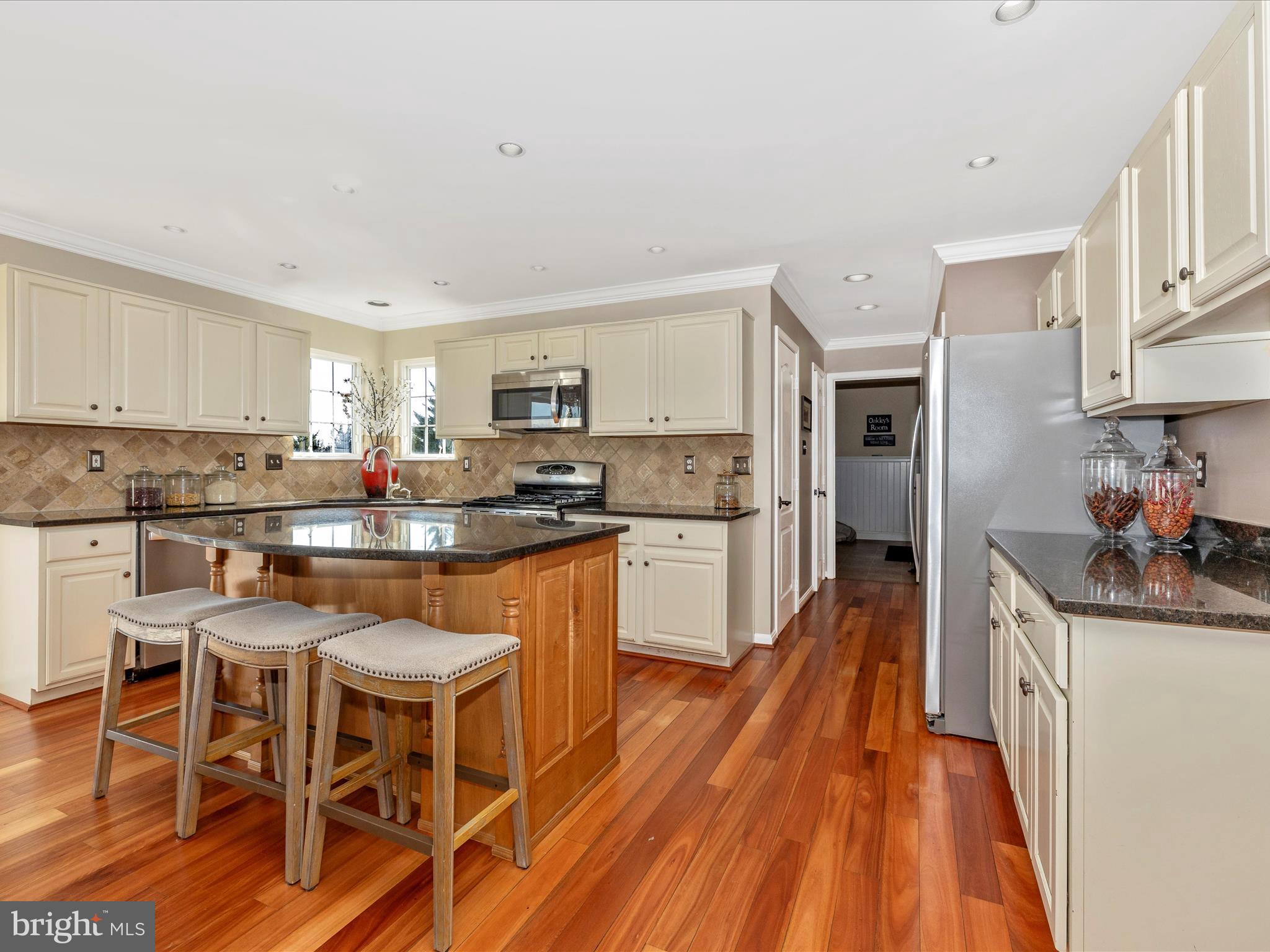 SAMHILL ESTATES - Residential