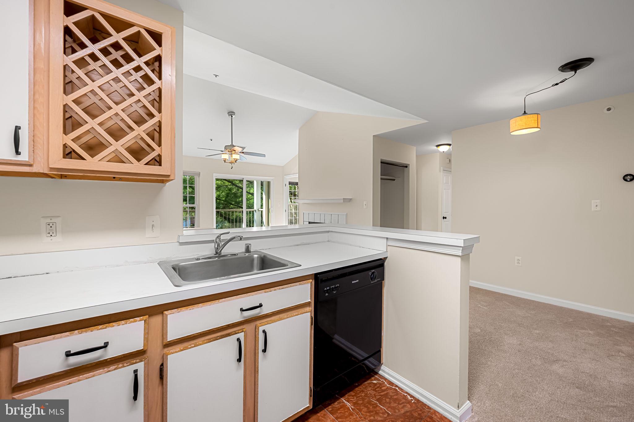 SILVERBROOK FARMS - Residential