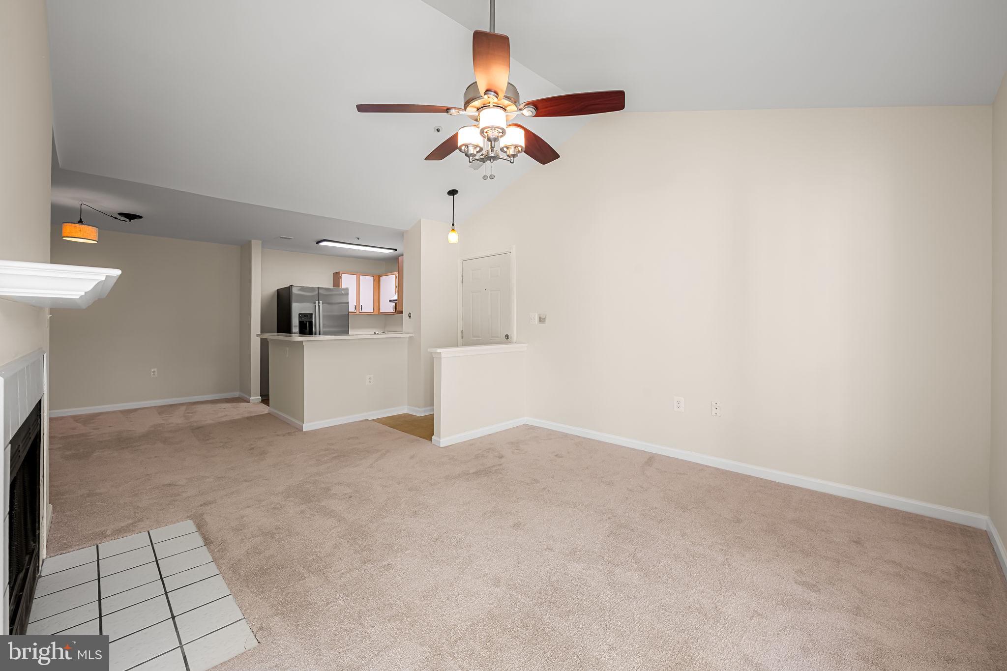 SILVERBROOK FARMS - Residential