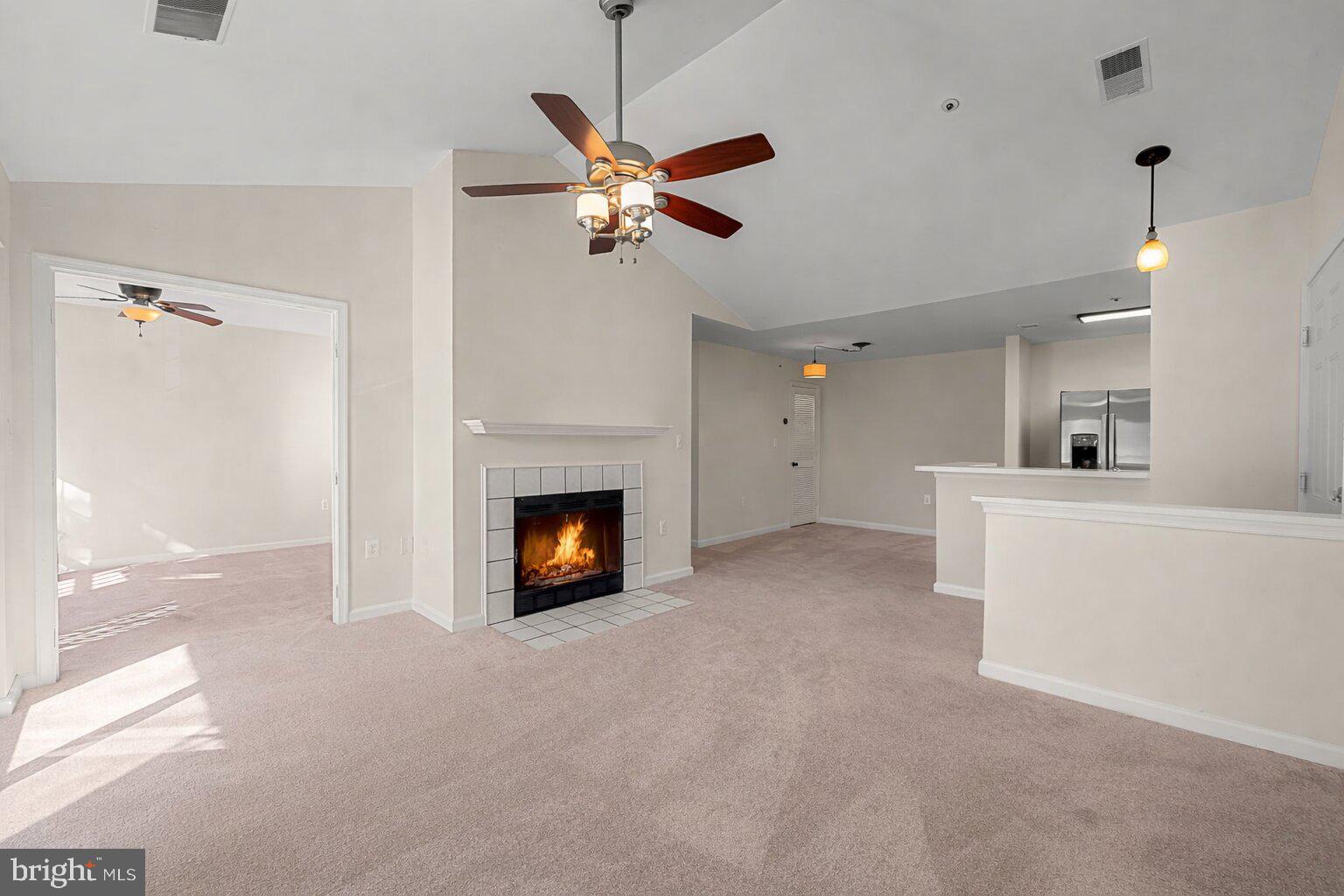 SILVERBROOK FARMS - Residential