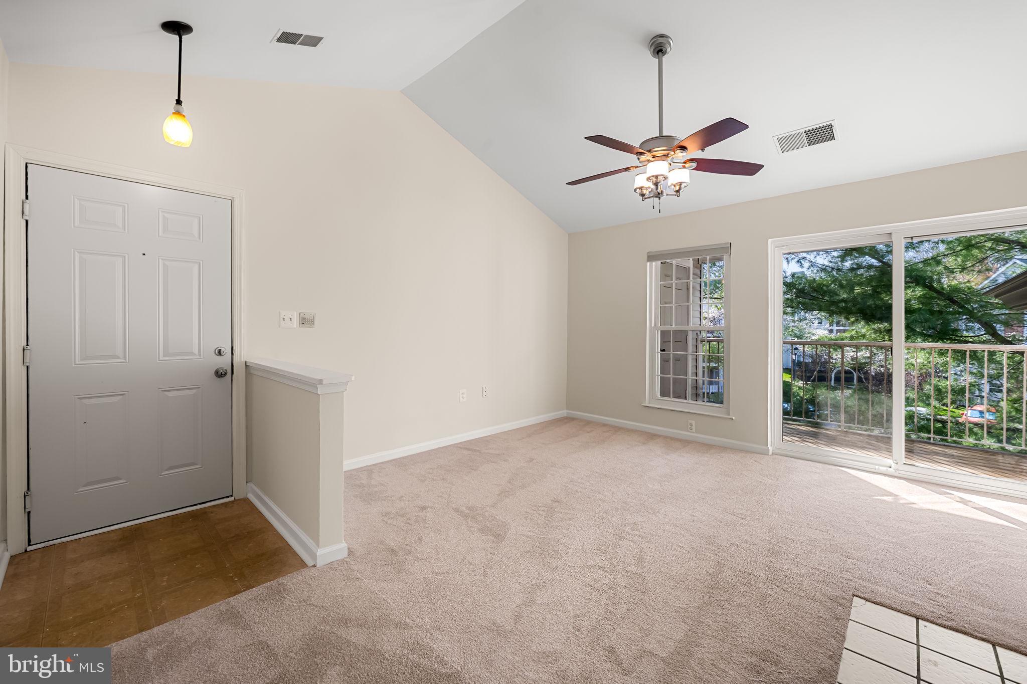 SILVERBROOK FARMS - Residential