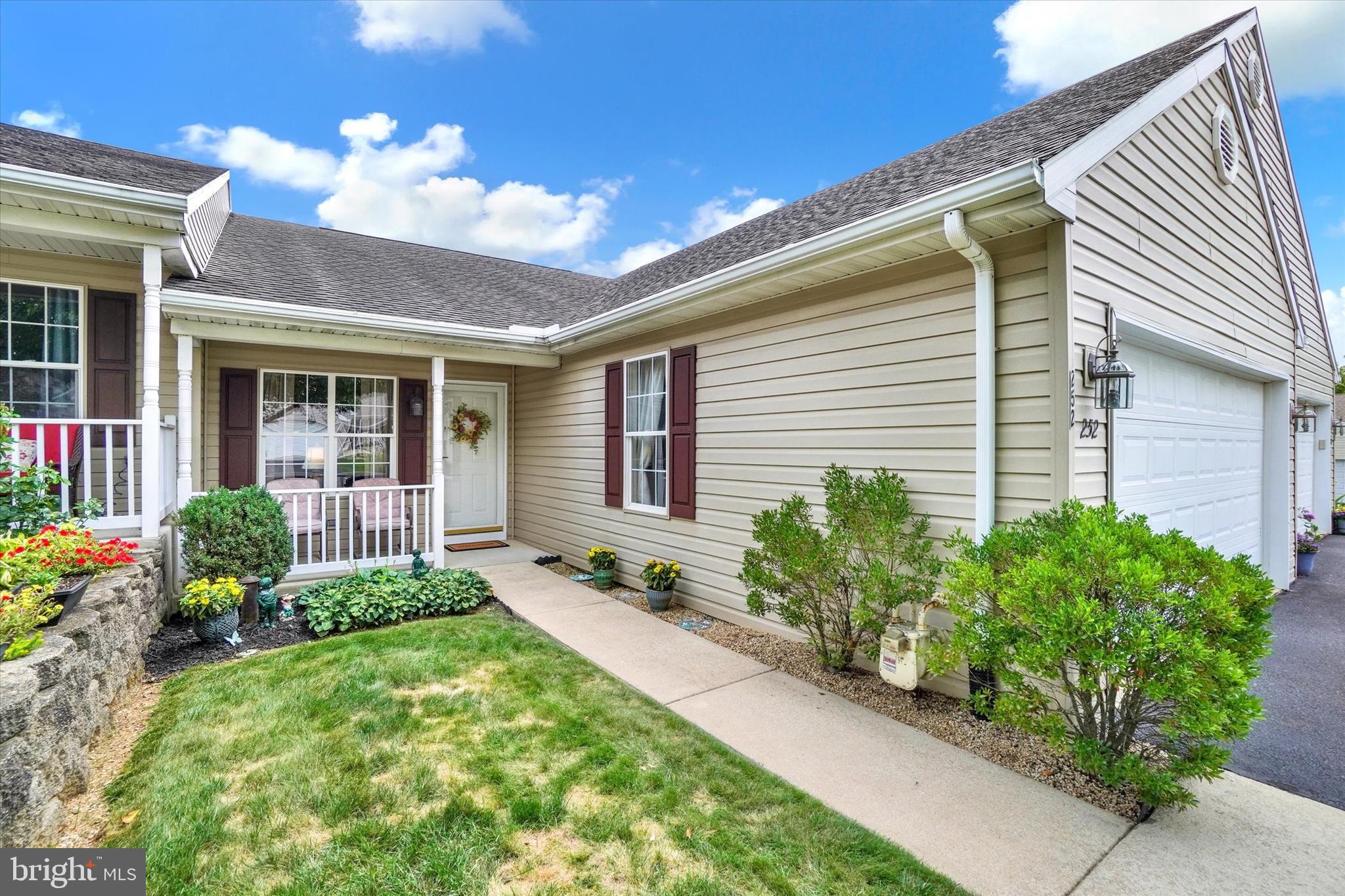 252 EQUINE COVE 252