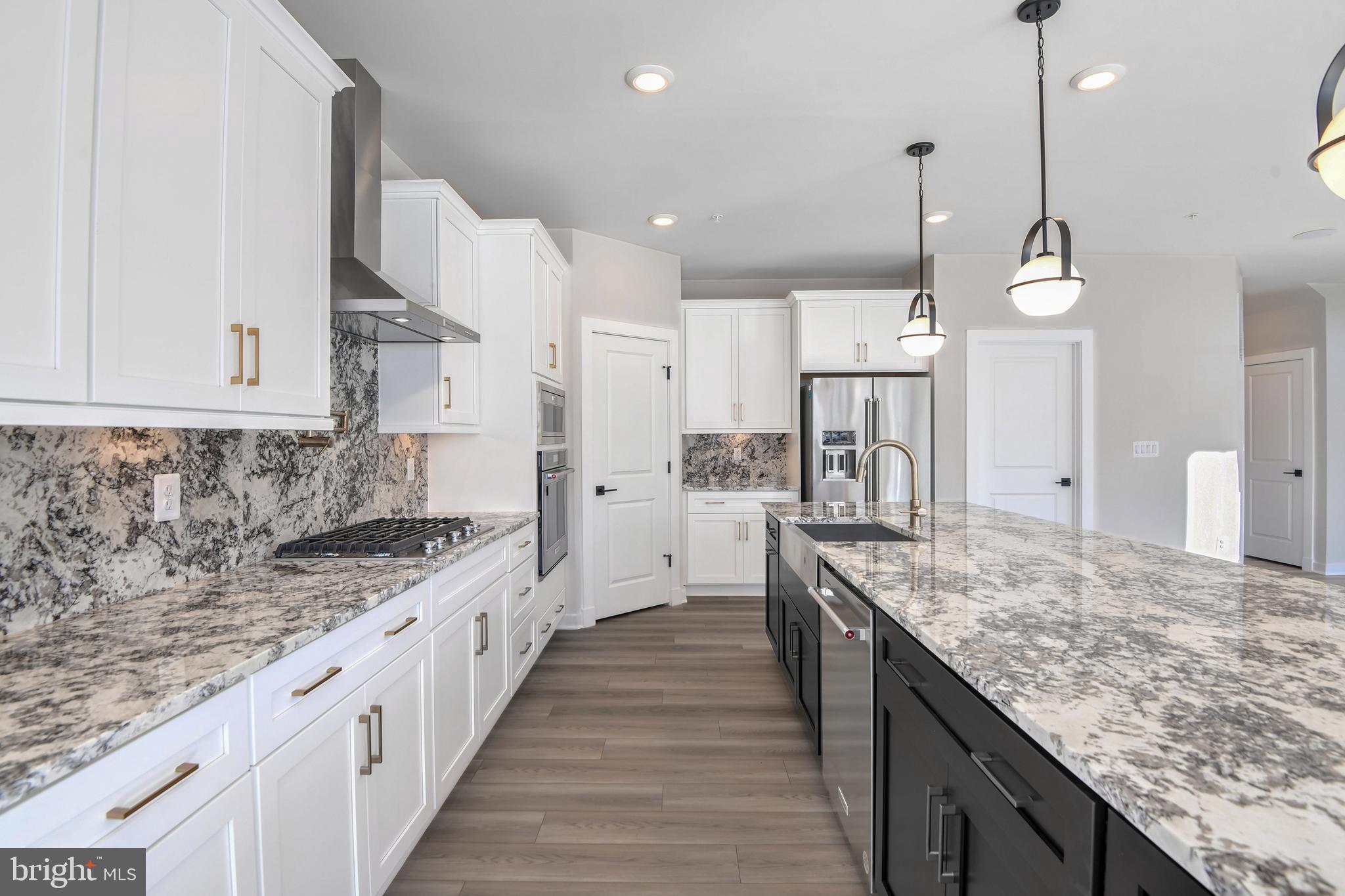 425 MEADOW CREEK DRIVE
