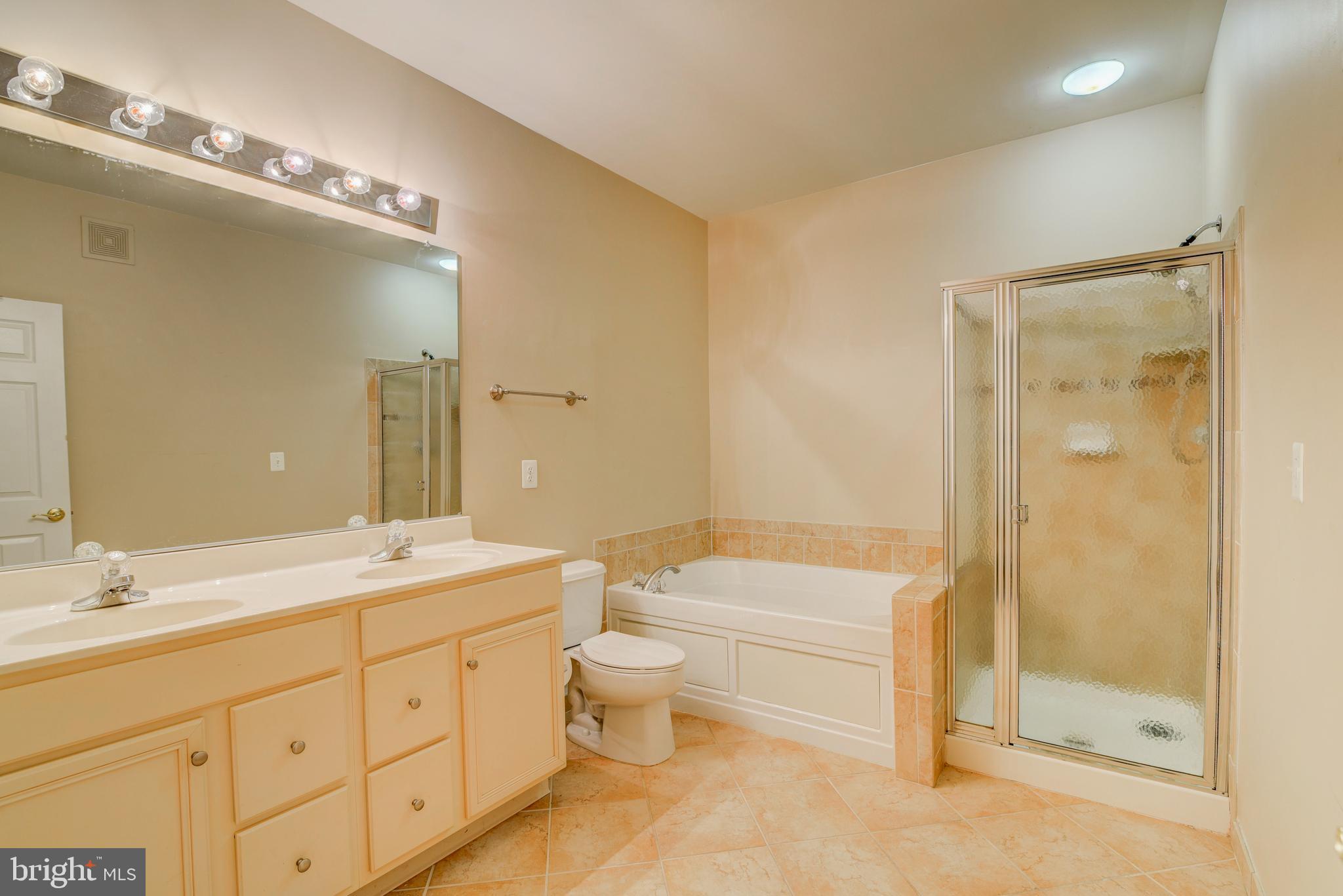 RIDGES AT BELMONT - Residential Lease